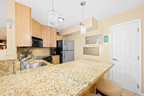 95 N Birch Road #304, Fort Lauderdale FL - photo 11 of 35