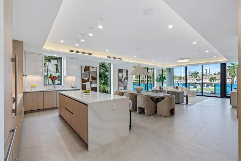 4 bedroom Condominium at 87 Isle Of Venice Drive #202s, Nurmi Isles Island No 4, Fort Lauderdale — photo 4