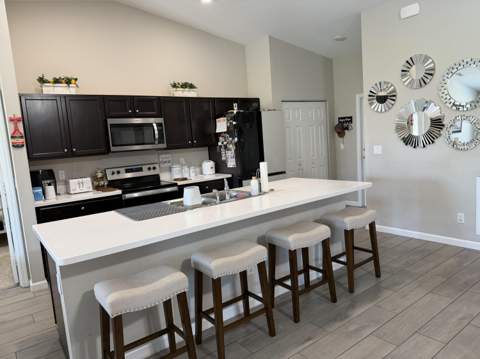 5425 NW Edgewater Avenue, Port St. Lucie FL - photo 7 of 34