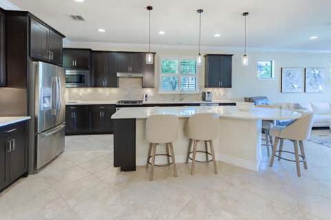 221 SE Longview Drive, Port St. Lucie FL - photo 10 of 60