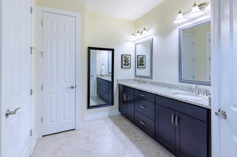 221 SE Longview Drive, Port St. Lucie FL - photo 23 of 60