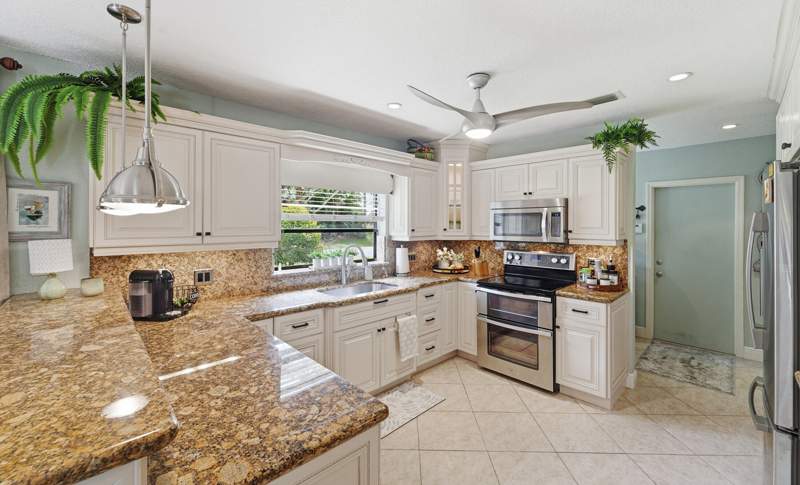 3 bedroom Single Family Residence at 2490 Deer Creek Lob Lolly Lane, Pines Of Deer Creek, Deerfield Beach — photo 5