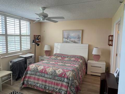 4570 NW 18th Avenue #606, Deerfield Beach FL - photo 7 of 21