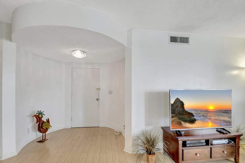 2 bedroom Condominium at 3475 S Ocean Boulevard #116, La Bonne Vie, Palm Beach — photo 3