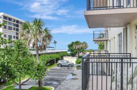 3475 S Ocean Boulevard #116, Palm Beach FL - photo 14 of 69