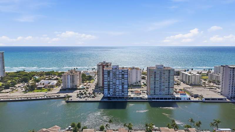1 bedroom Condominium at 1400 S Ocean Drive #303, Trafalgar Towers Condominium, Hollywood — photo 3