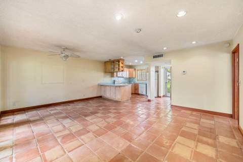 752 Lori Drive #219, Palm Springs FL - photo 13 of 33