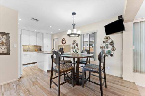 2625 NW 3rd Avenue, Wilton Manors FL - photo 8 of 46