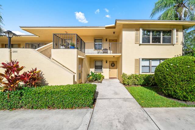 Delray Oaks West Condo