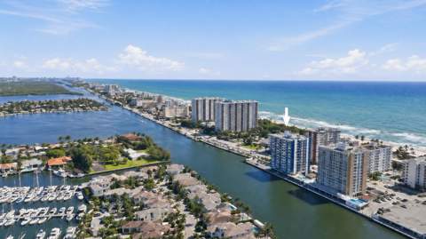1400 S Ocean Drive #303, Hollywood FL - photo 22 of 31