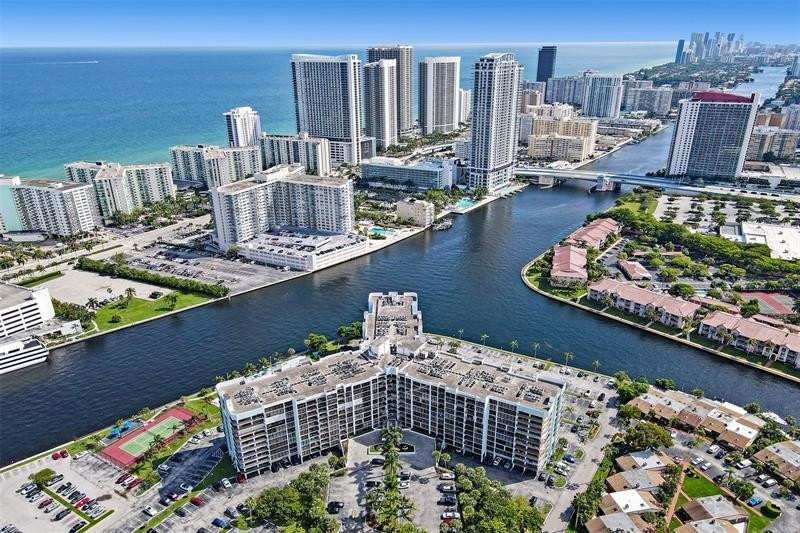 1 bedroom Condominium at 200 Leslie Drive #626, 200 Leslie Condo, Hallandale Beach — photo 1