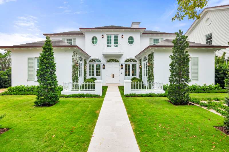 4 bedroom Single Family Residence at 233 Seville Road, Seville, West Palm Beach — photo 1