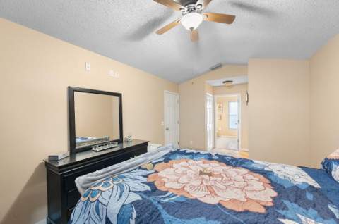 5930 NW Theda Lane, Port St. Lucie FL - photo 13 of 22