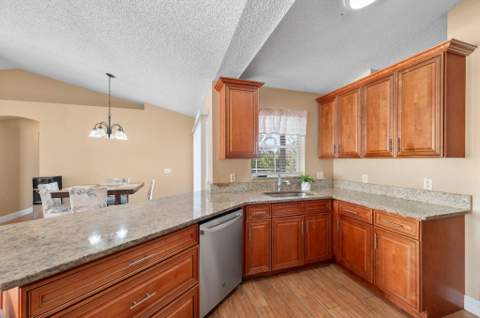 5930 NW Theda Lane, Port St. Lucie FL - photo 6 of 22