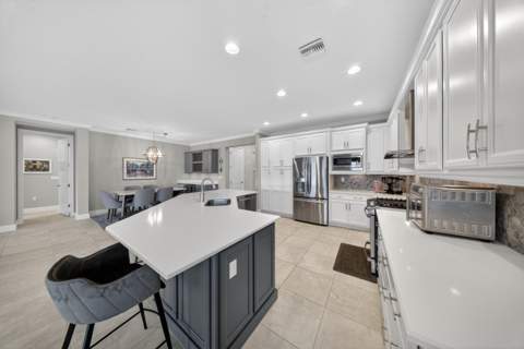 11949 SW Coral Cove Parkway, Port St. Lucie FL - photo 9 of 40