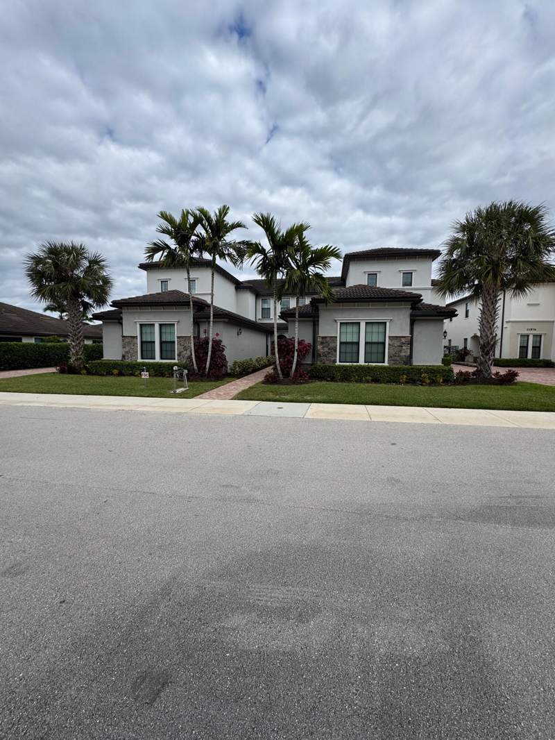 3 bedroom Condominium at 21872 Canadensis Circle #202, Boca Flores Condo, Boca Raton — photo 2