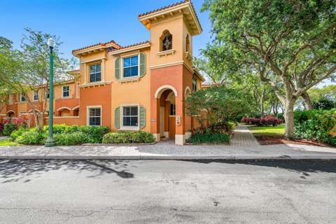 2280 Anchor Court #2606, gated community for sale in Dania Beach