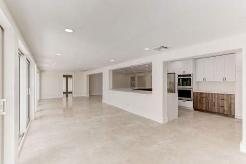5591 NE 29th Avenue, Fort Lauderdale FL - photo 15 of 72