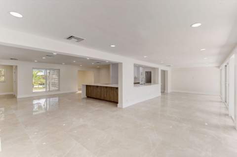 5591 NE 29th Avenue, Fort Lauderdale FL - photo 18 of 72