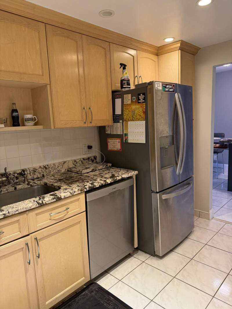 1 bedroom Condominium at 405 N Ocean Boulevard #809, Parliament House Condo, Pompano Beach — photo 4