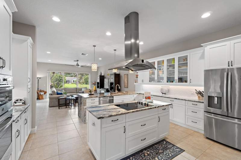 4 bedroom Single Family Residence at 18647 SE Lakeside Way, River Ridge, Tequesta — photo 5