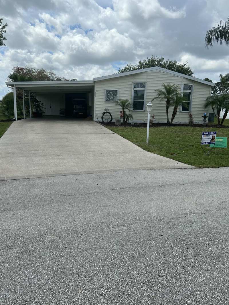 2 bedroom Manufactured Home at 3042 5 Iron Drive, Savannah Club (55+ Community), Port St. Lucie — photo 1
