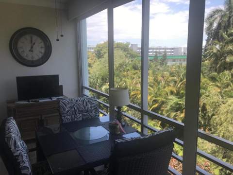 700 NE 14th Avenue #404, Hallandale Beach FL - photo 14 of 44