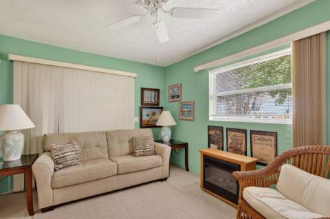 6656 Picante Circle, Fort Pierce FL - photo 23 of 48