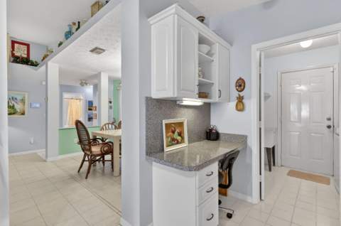 6656 Picante Circle, Fort Pierce FL - photo 17 of 48