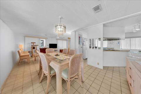 252 NW 53rd Court, Deerfield Beach FL - photo 8 of 46