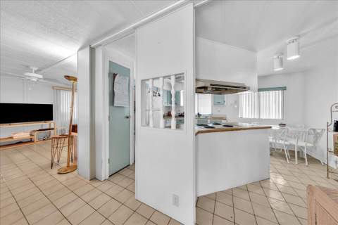 252 NW 53rd Court, Deerfield Beach FL - photo 10 of 46