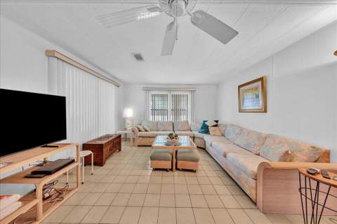 252 NW 53rd Court, Deerfield Beach FL - photo 12 of 46