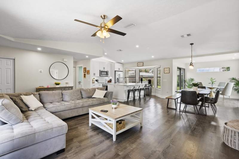 3 bedroom Single Family Residence at 1720 SW Beeker Street, Port St Lucie Section 8, Port St. Lucie — photo 5