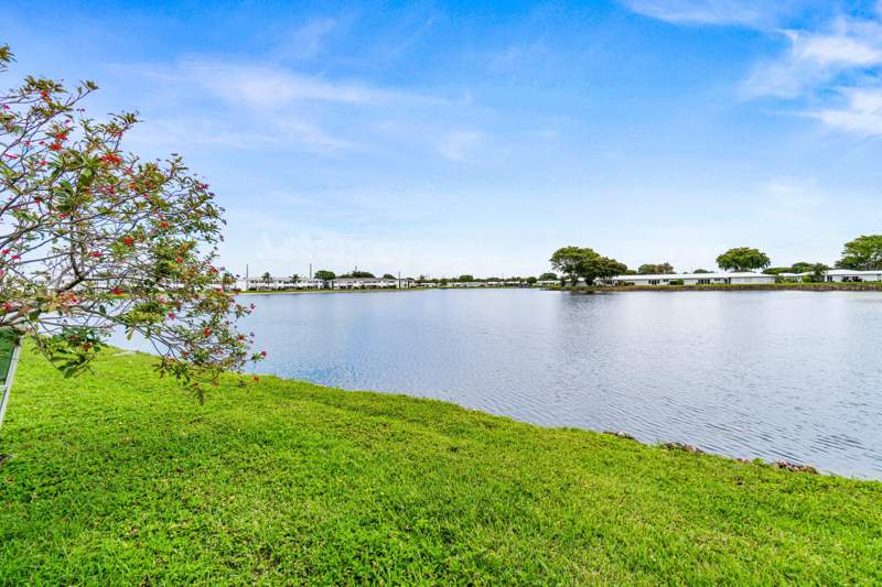 2 bedroom Condominium at 1118 Lake Terrace #217 H, Leisureville Lake Condo, Boynton Beach — photo 2