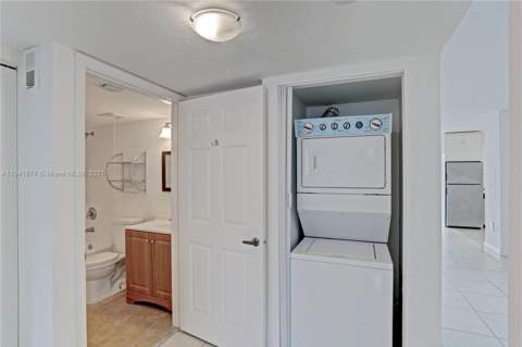 3810 N Jog Road #106, West Palm Beach FL - photo 8 of 13