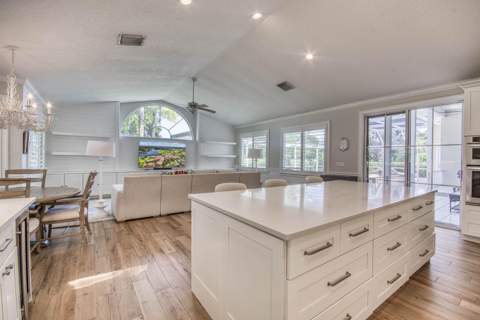 185 Thornton Drive, Palm Beach Gardens FL - photo 15 of 53
