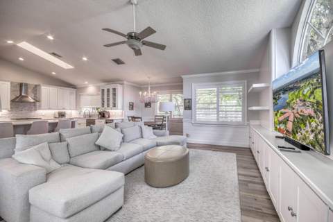 185 Thornton Drive, Palm Beach Gardens FL - photo 16 of 53