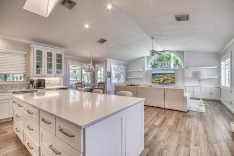 185 Thornton Drive, Palm Beach Gardens FL - photo 14 of 53