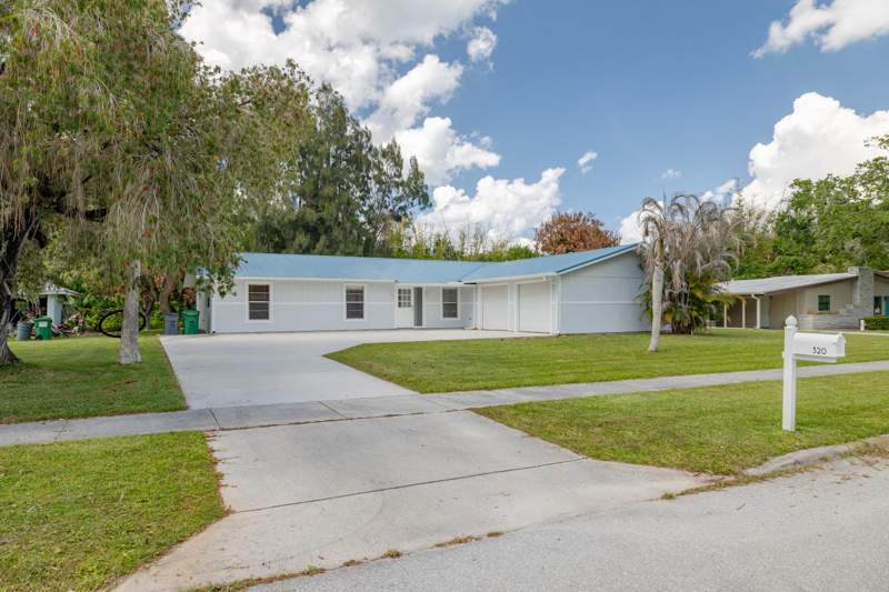 3 bedroom Single Family Residence at 320 Chamberlain Boulevard, Ocean Boulevard Park, Fort Pierce — photo 4
