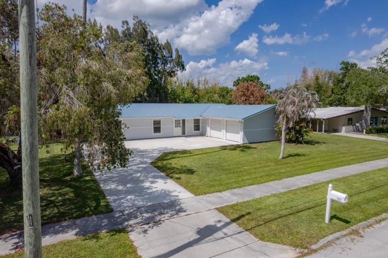 3 bedroom Single Family Residence at 320 Chamberlain Boulevard, Ocean Boulevard Park, Fort Pierce — photo 5