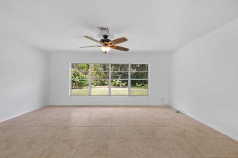 320 Chamberlain Boulevard, Fort Pierce FL - photo 19 of 61