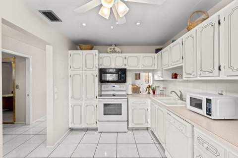 5775 W Fernley Dr Drive #134, West Palm Beach FL - photo 8 of 33