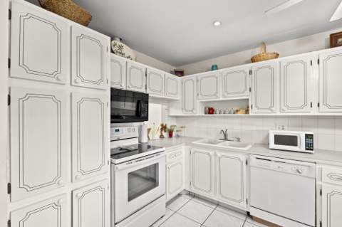 5775 W Fernley Dr Drive #134, West Palm Beach FL - photo 10 of 33