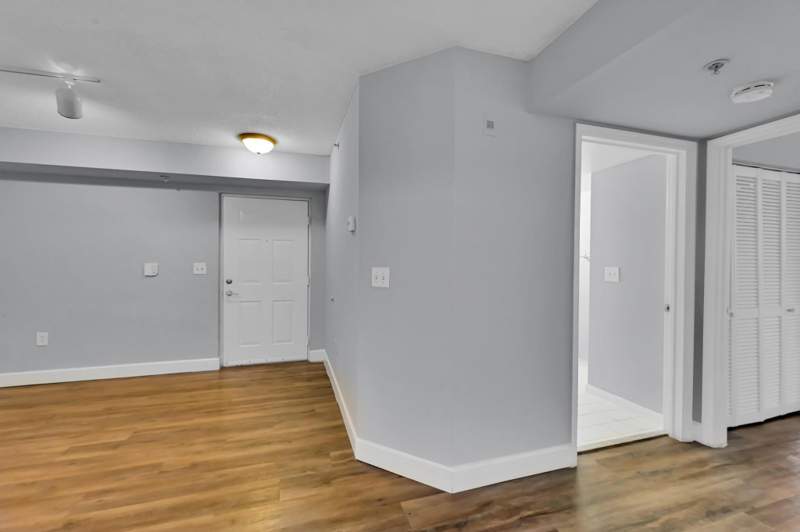 1 bedroom Condominium at 3740 NW Adriatic Lane, Portofino At Jensen Beach Condo, Jensen Beach — photo 5