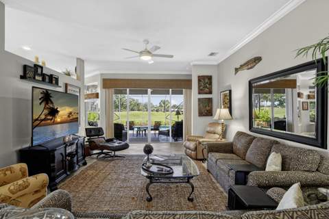 9434 Poinciana Court, Fort Pierce FL - photo 6 of 36