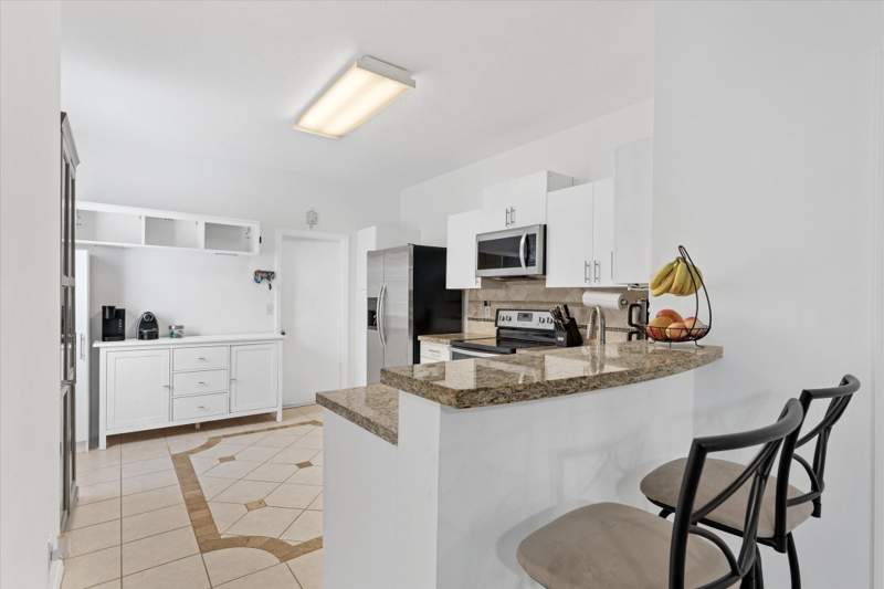3 bedroom Townhouse at 2264 Salerno Circle, Sectors 3 & 4 Boundary Plat, Weston — photo 5
