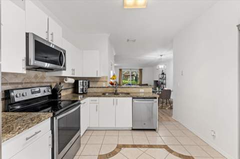 2264 Salerno Circle, Weston FL - photo 7 of 42