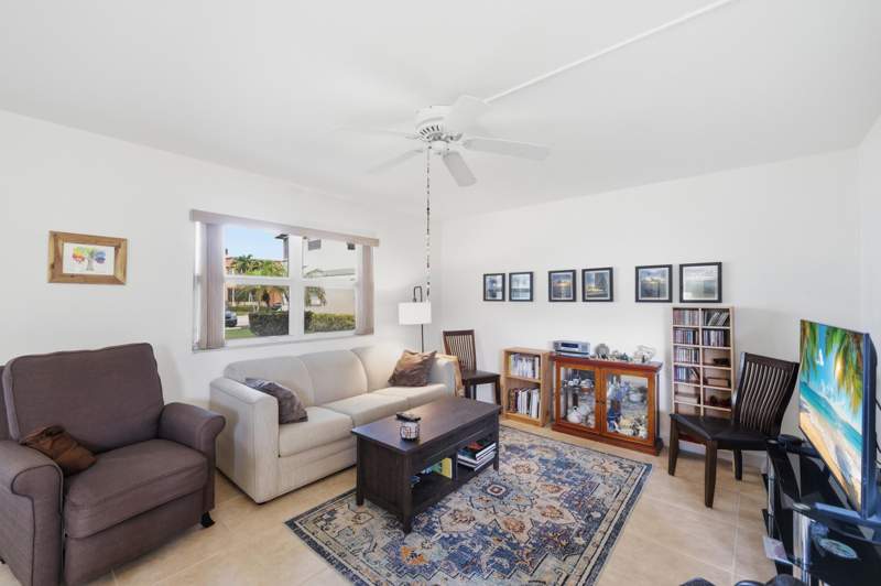 1 bedroom Condominium at 387 Flanders I, Kings Point Flanders Condos, Delray Beach — photo 5