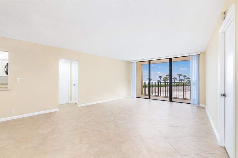 2 bedroom Condominium at 400 Ocean Trail Way #203, Ocean Trail Condo IV, Jupiter — photo 5