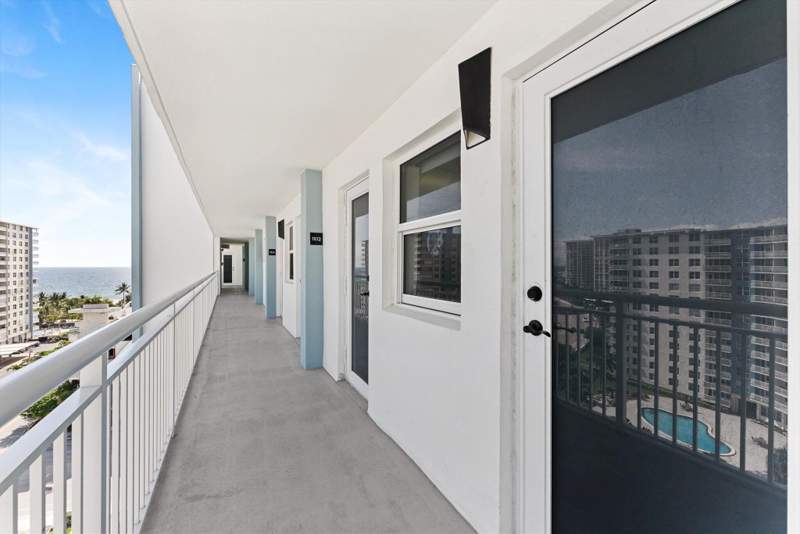 1 bedroom Condominium at 201 N Ocean Boulevard #1102, Granada House Condominium, Pompano Beach — photo 2